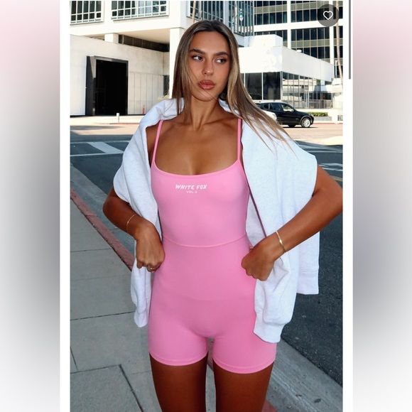 White Fox Boutique Tops - WHITEFOX BOUTIQUE onsie S